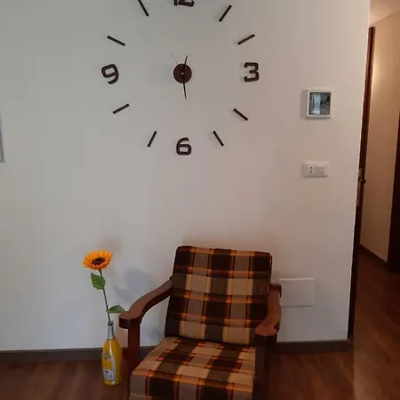 Ca' Virasolelh Pensión Macra